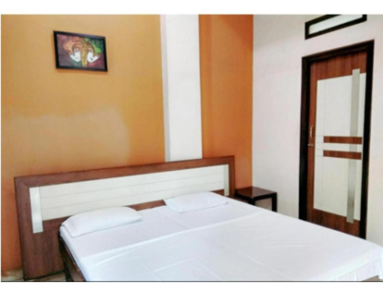 Hotel Basera Guest House, Saharanpur Eksteriør billede